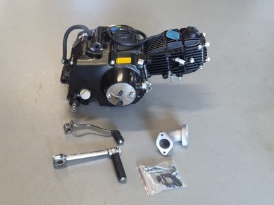 Moteur, 70cm3, embrayage manuel, YX, 4 vitesses, noir produit de 2ème chance